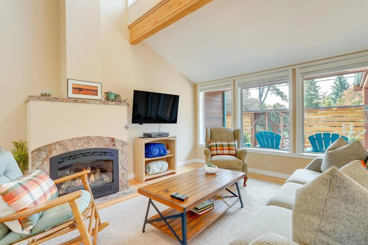Beautiful Seattle Home With Patio About 9 Mi To Downtown 0*,  United States
